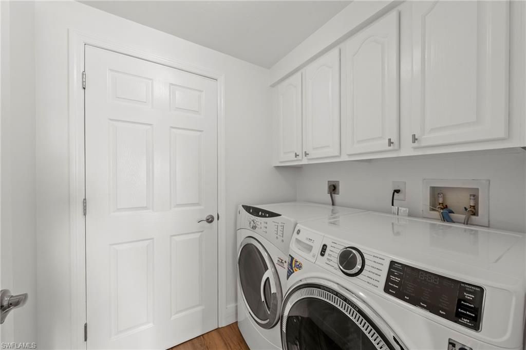 13105 Vanderbilt Dr, Unit 502, Naples, FL 34110 Photo