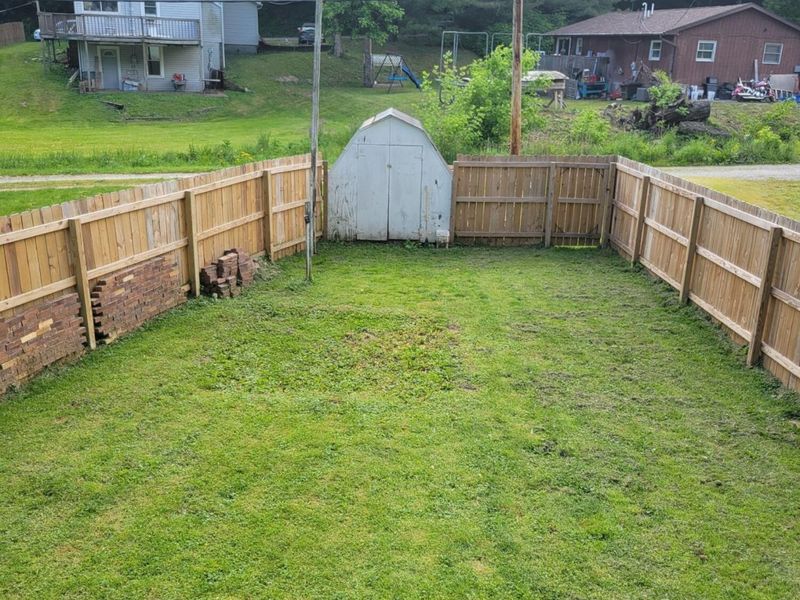 685 N Walnut Street , Logan, OH 43138 Photo 11