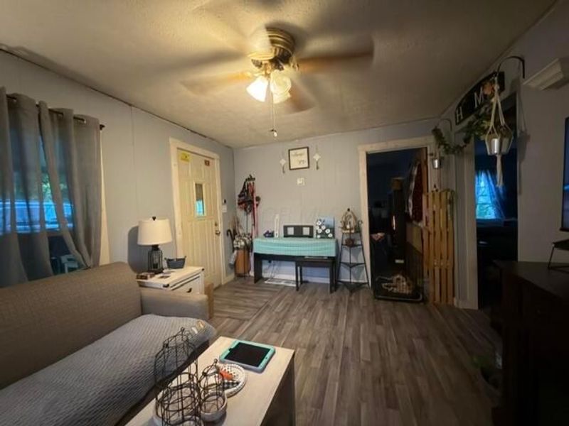 685 N Walnut Street , Logan, OH 43138 Photo 4