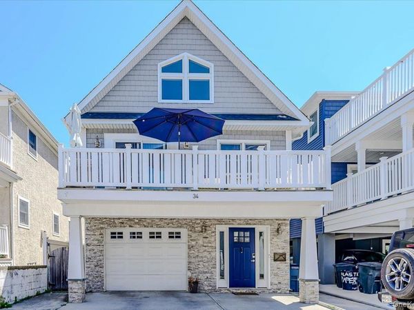 34 Michigan Street , Long Beach, NY 11561