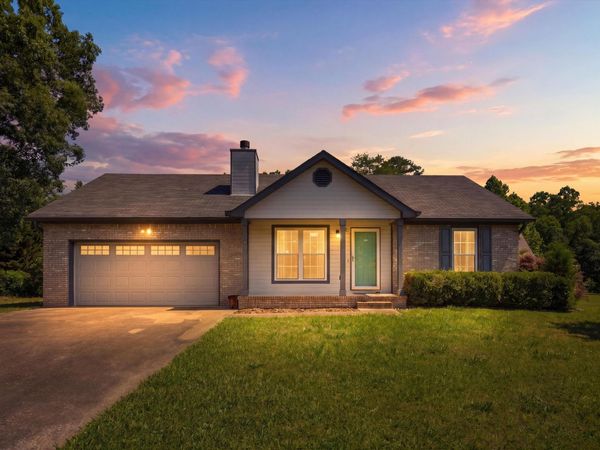 2244 N Fork Drive, Soddy Daisy, TN 37379