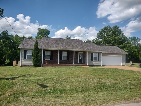 512 Brookside Dr , Mount Pleasant, TN 38474