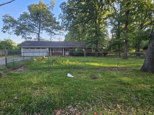 241 Etheridge Drive, Crossett, AR 71635