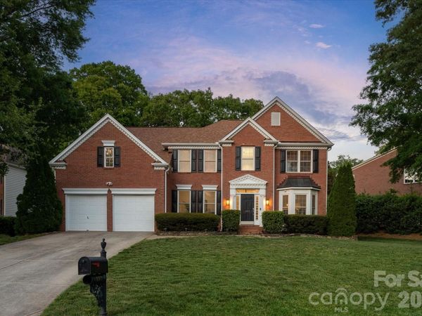 607 Birchwood Drive, Waxhaw, NC 28173