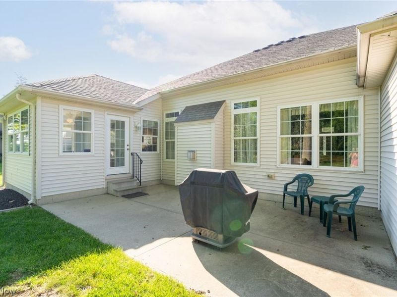 987 W Martin Avenue, Amherst, OH 44001 Photo 14