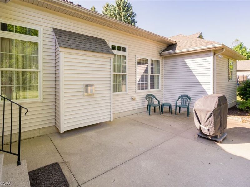 987 W Martin Avenue, Amherst, OH 44001 Photo 37