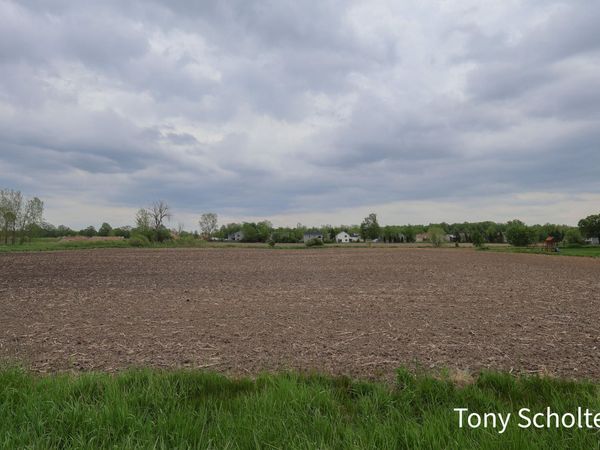7976 42nd Avenue, Hudsonville, MI 49426