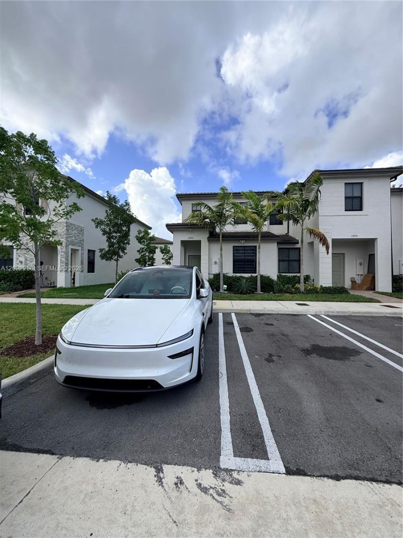 12893 SW 232nd Ln , Homestead, FL 33032 Photo