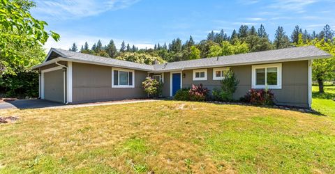 13806 Torrey Pines Dr, Auburn, CA 95602 Photo