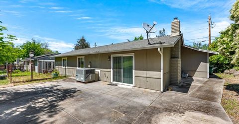 13806 Torrey Pines Dr, Auburn, CA 95602 Photo