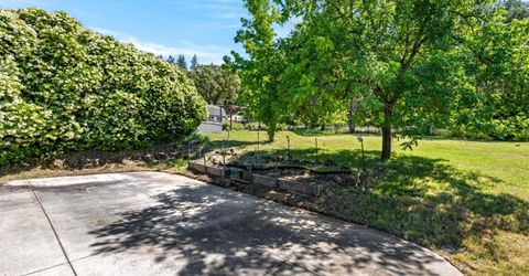 13806 Torrey Pines Dr, Auburn, CA 95602 Photo