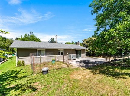 13806 Torrey Pines Dr, Auburn, CA 95602 Photo