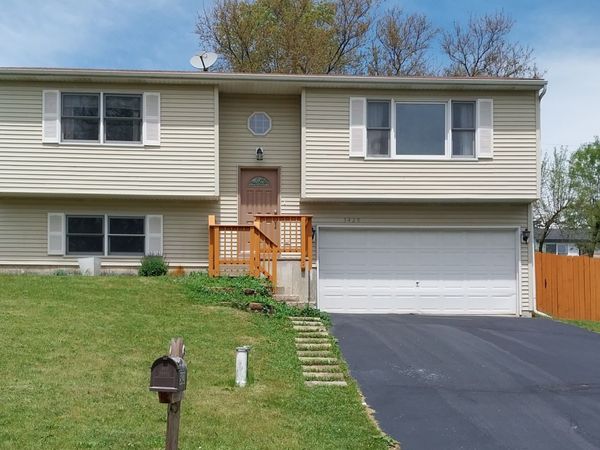 5420 Hillside Drive , McHenry, IL 60050