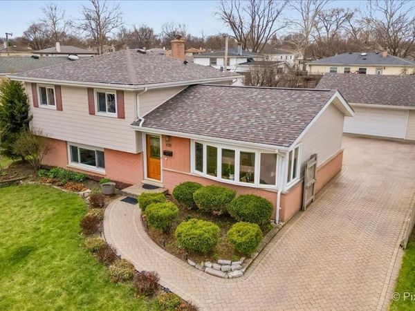 458 N 5th Avenue , Des Plaines, IL 60016