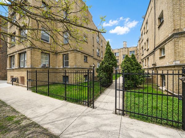 1707 W WALLEN Avenue , Unit 3H, Chicago, IL 60626