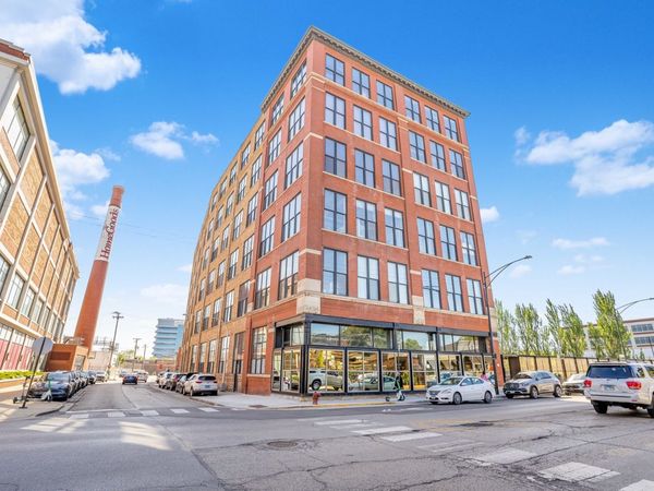 1872 N Clybourn Avenue , Unit 403, Chicago, IL 60614