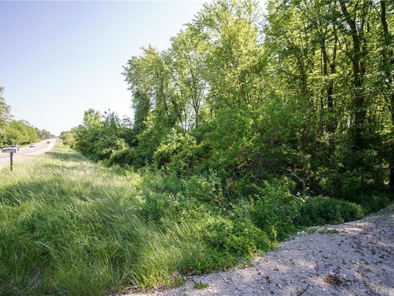 5236 Springfield Xenia Rd, Green Township, OH 45506 Photo 3
