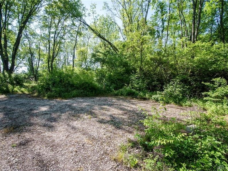 5236 Springfield Xenia Rd, Green Township, OH 45506 Photo 7