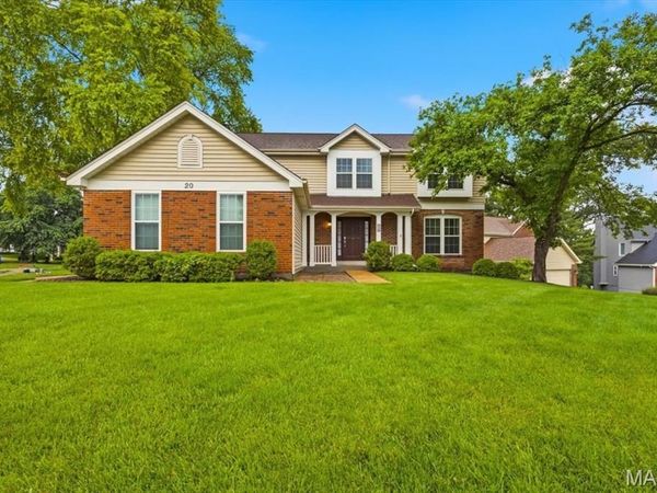 20 Greystoke Court , Ballwin, MO 63021