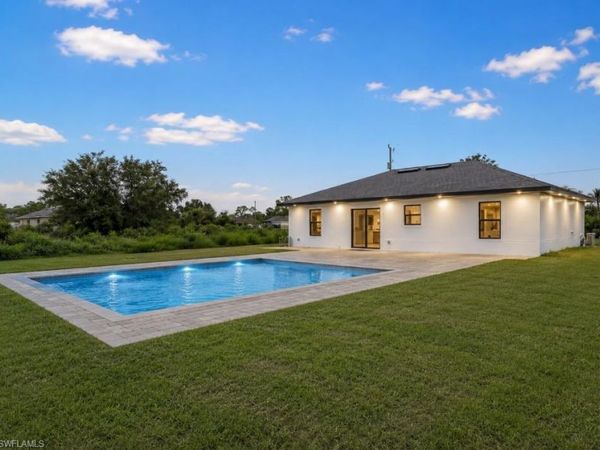569 Aspen AVE S, LEHIGH ACRES, FL 33974