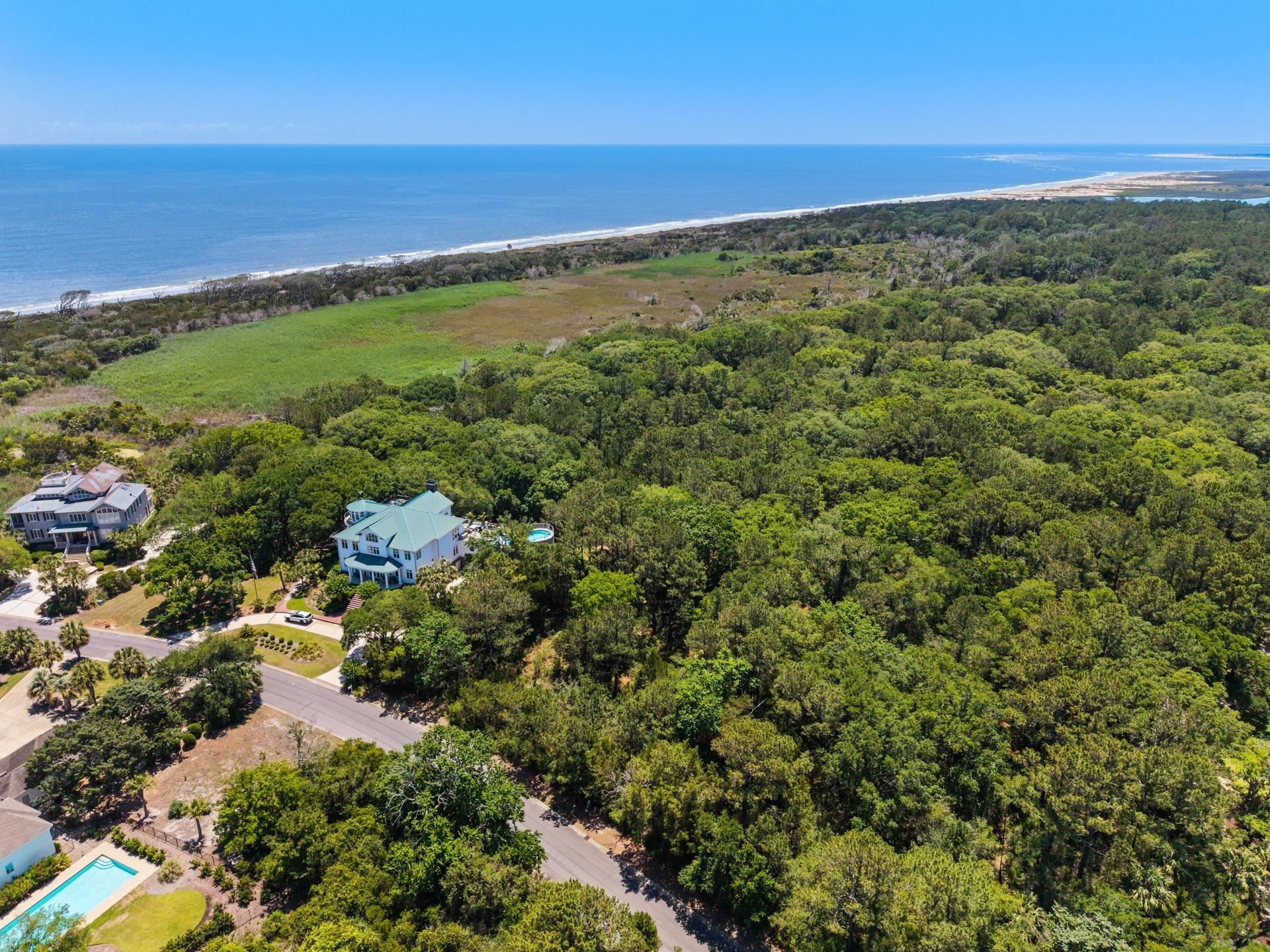 Ocean Green Dr. Photo 3