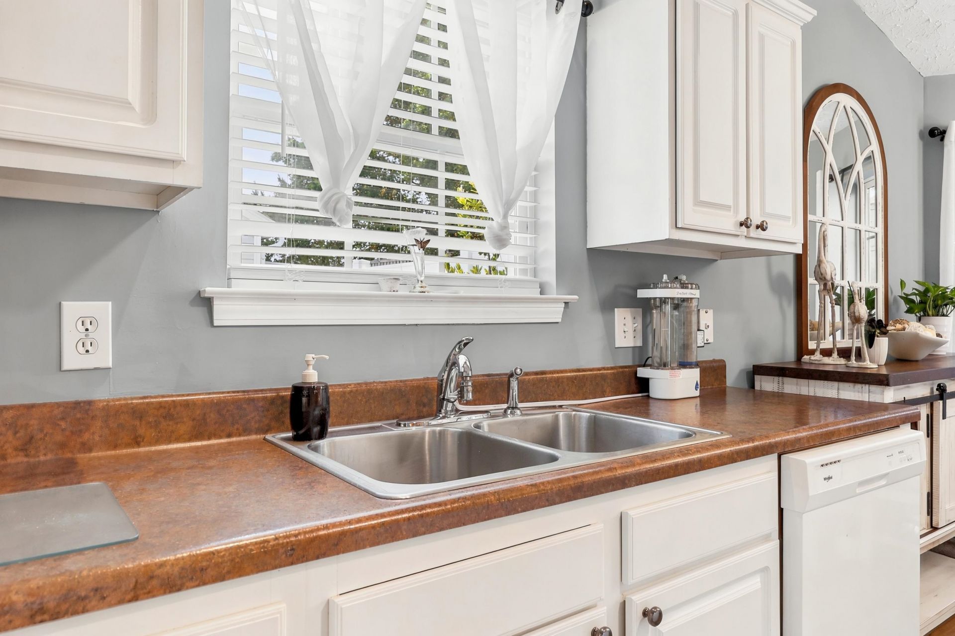 4111 Wrens Crossing Photo 12