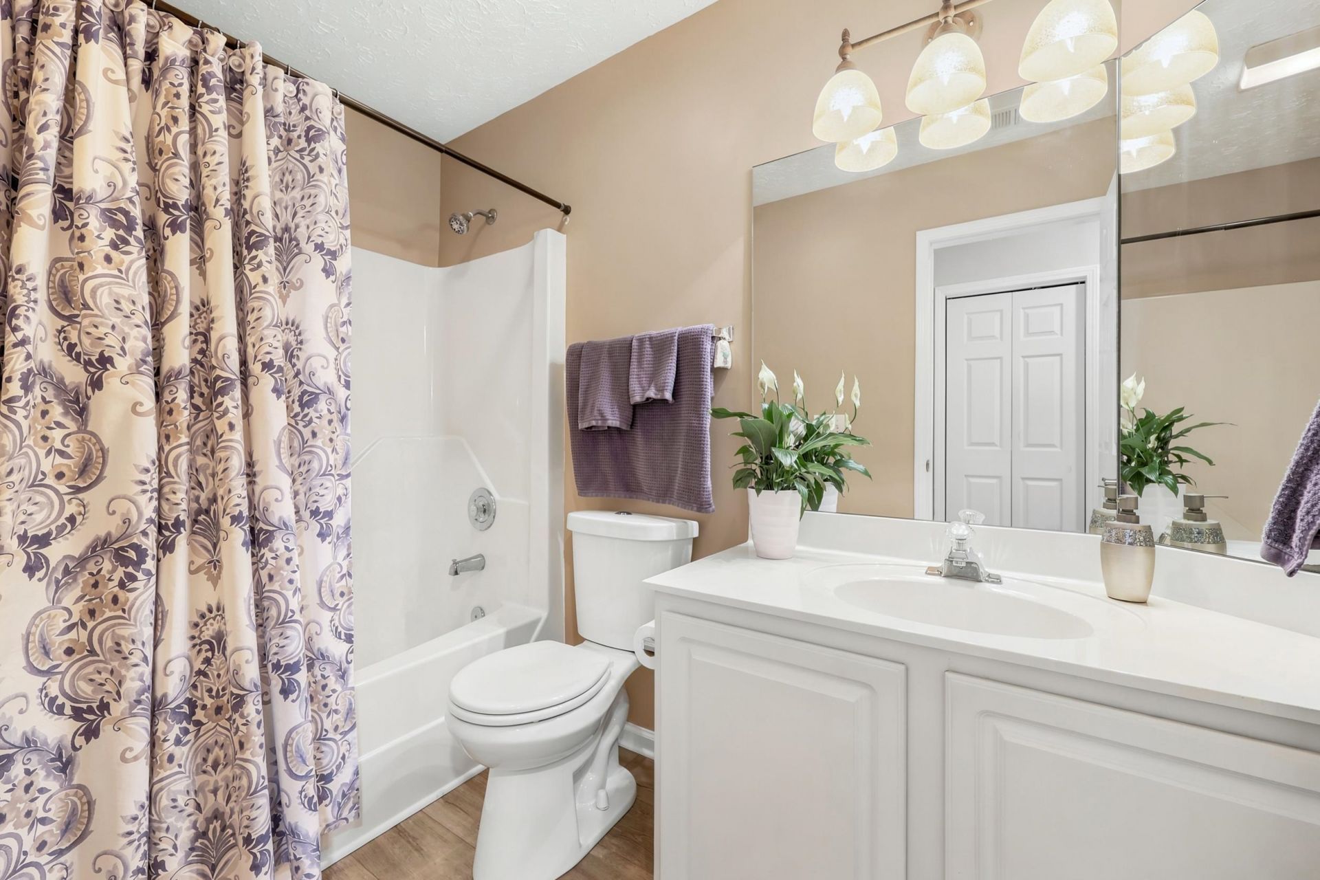 4111 Wrens Crossing Photo 23