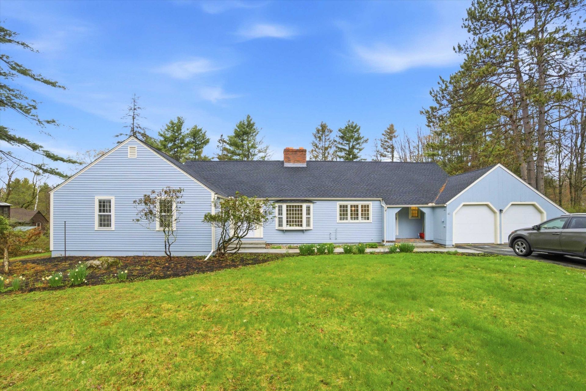 42 Blueberry Lane, Peterborough, NH 03458 Main Photo