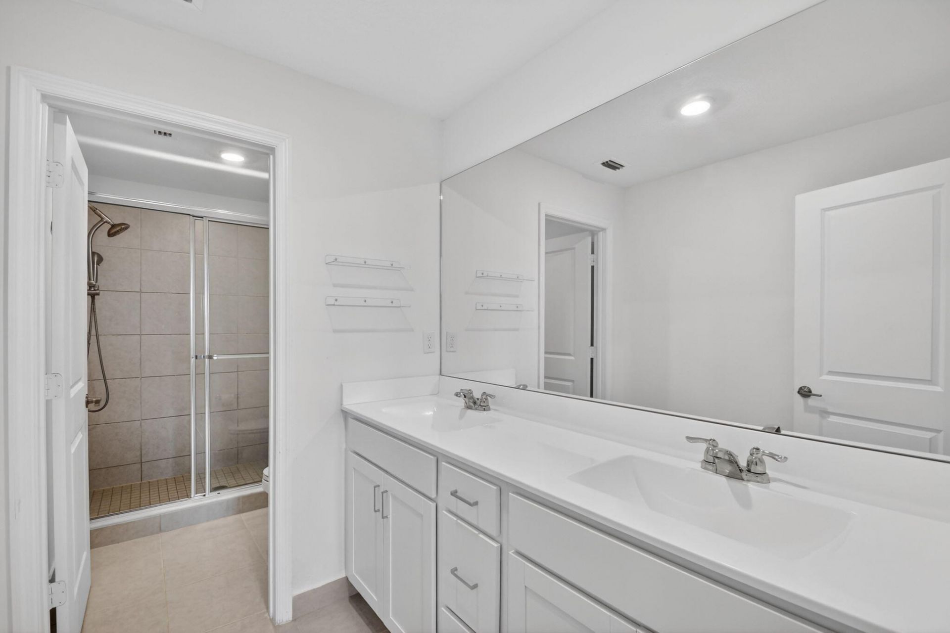 6933 N Harbours Edge Avenue, Lake Worth, FL 33467 Photo