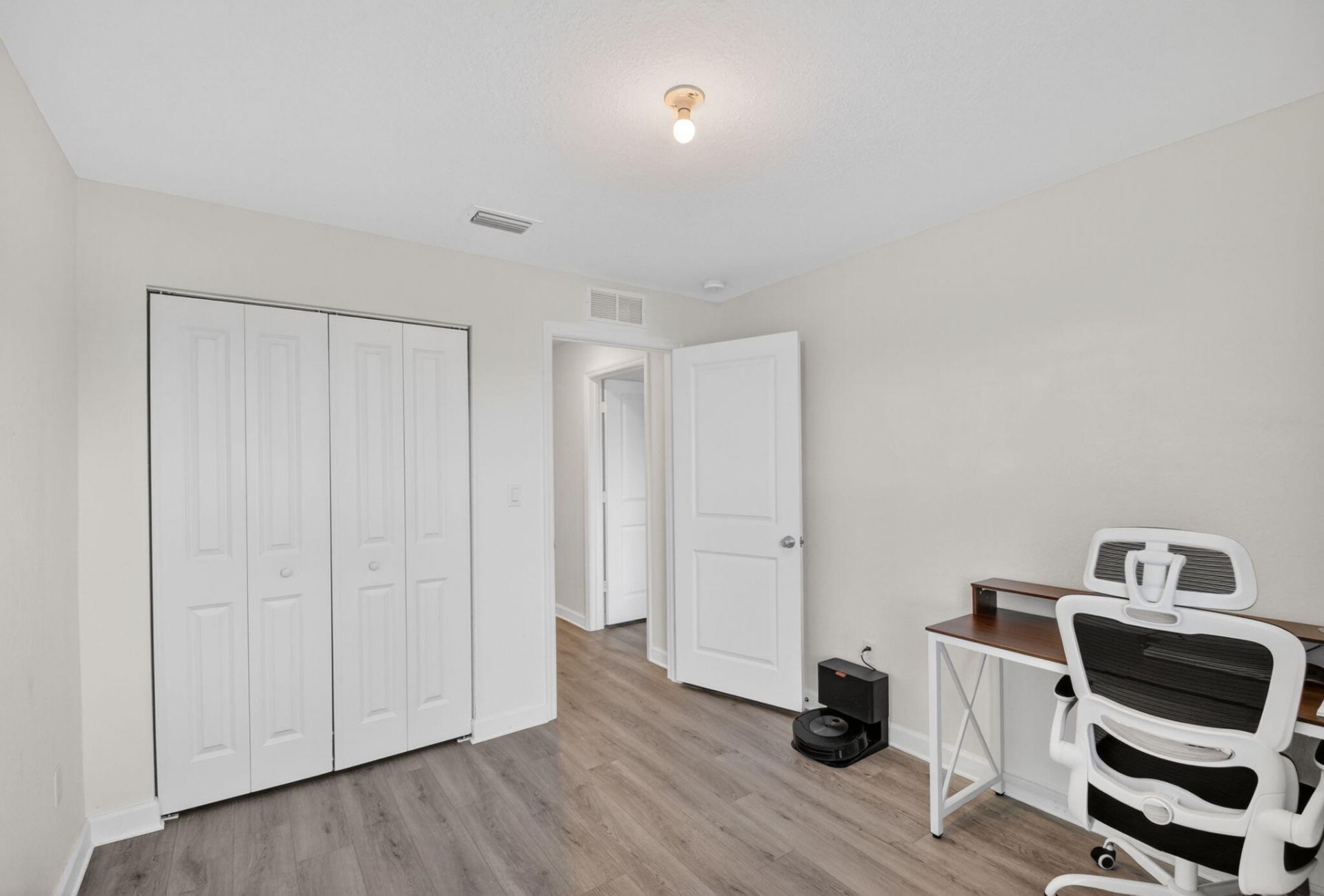6933 N Harbours Edge Avenue, Lake Worth, FL 33467 Photo