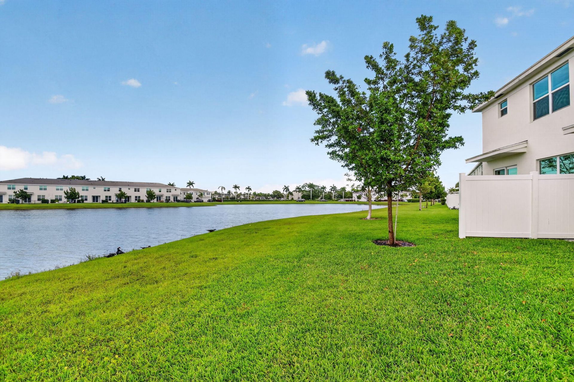 6933 N Harbours Edge Avenue, Lake Worth, FL 33467 Photo