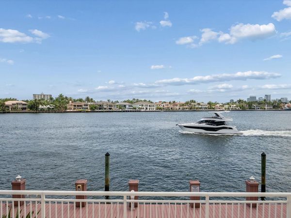 511 Bayshore Drive, Unit 206, Fort Lauderdale, FL 33304
