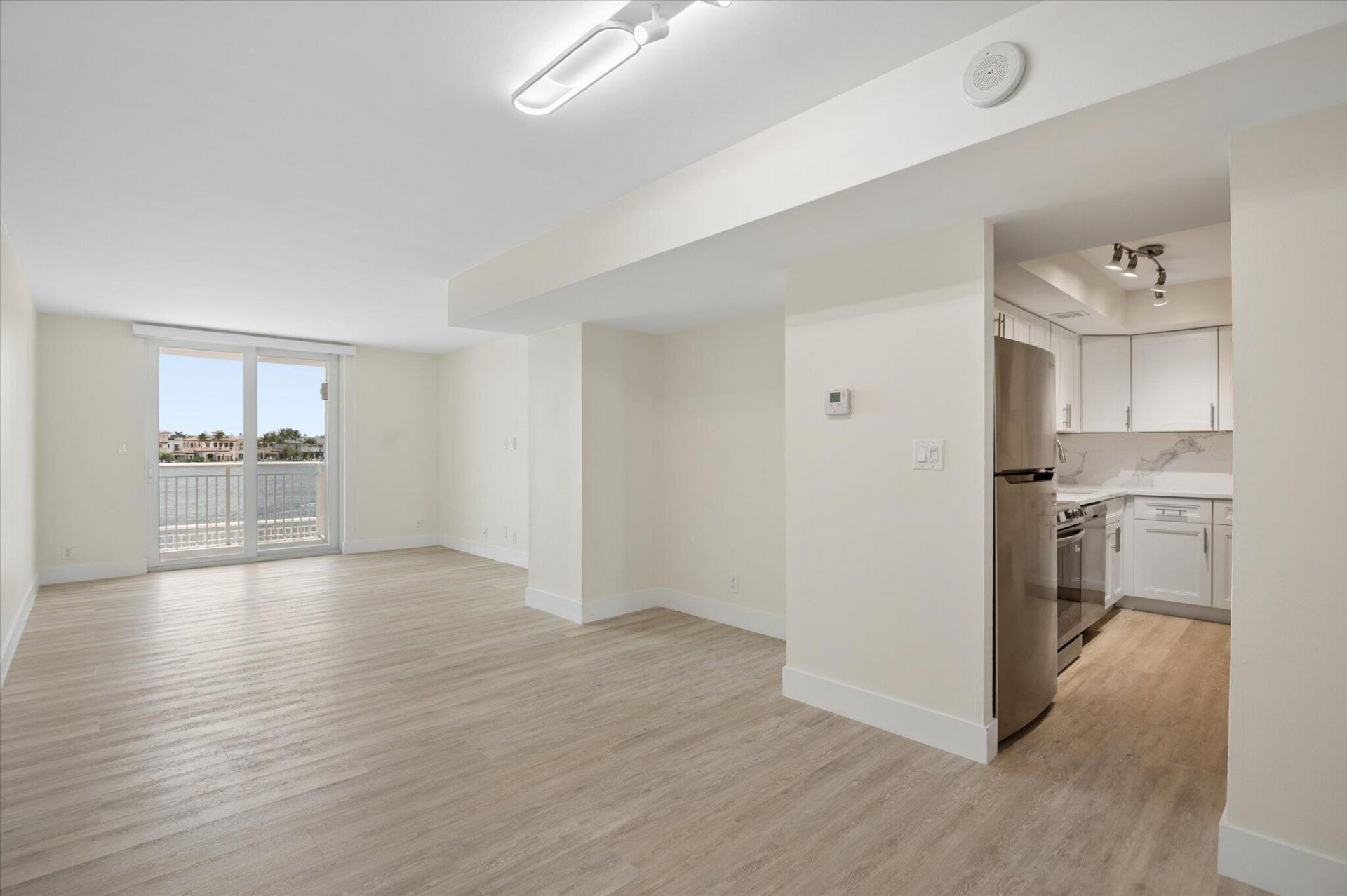 511 Bayshore Drive, Unit 206, Fort Lauderdale, FL 33304 Photo