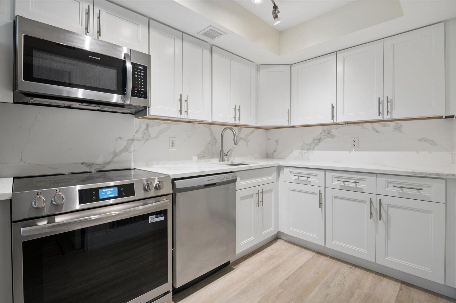 511 Bayshore Drive, Unit 206, Fort Lauderdale, FL 33304 Photo
