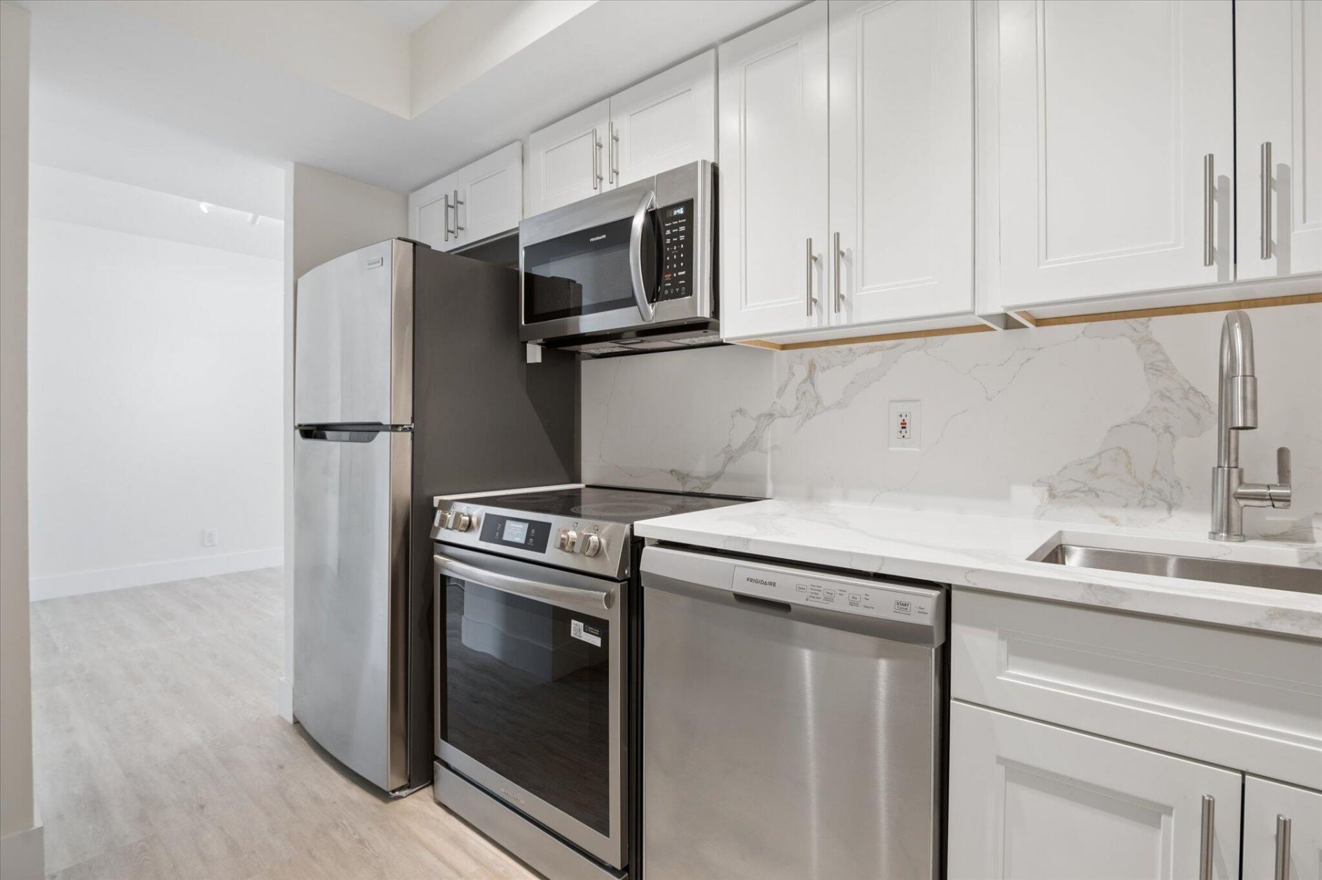 511 Bayshore Drive, Unit 206, Fort Lauderdale, FL 33304 Photo