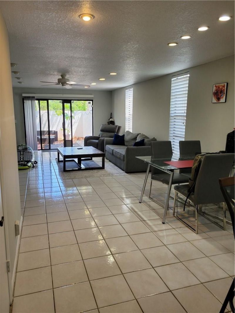 599 NE 7th Avenue, Fort Lauderdale, FL 33301 Photo