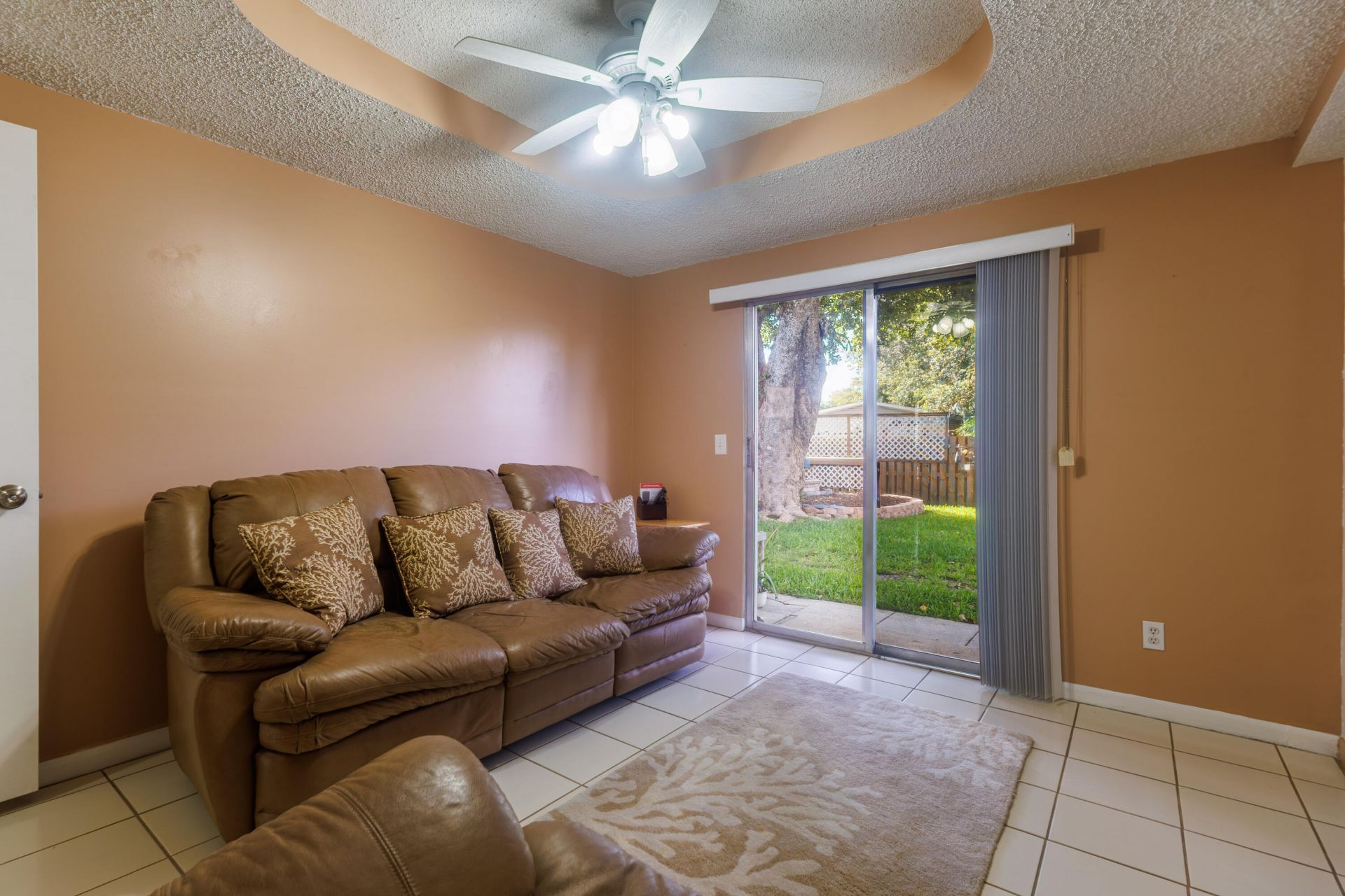 13401 SW 9th Place, Davie, FL 33325 Photo