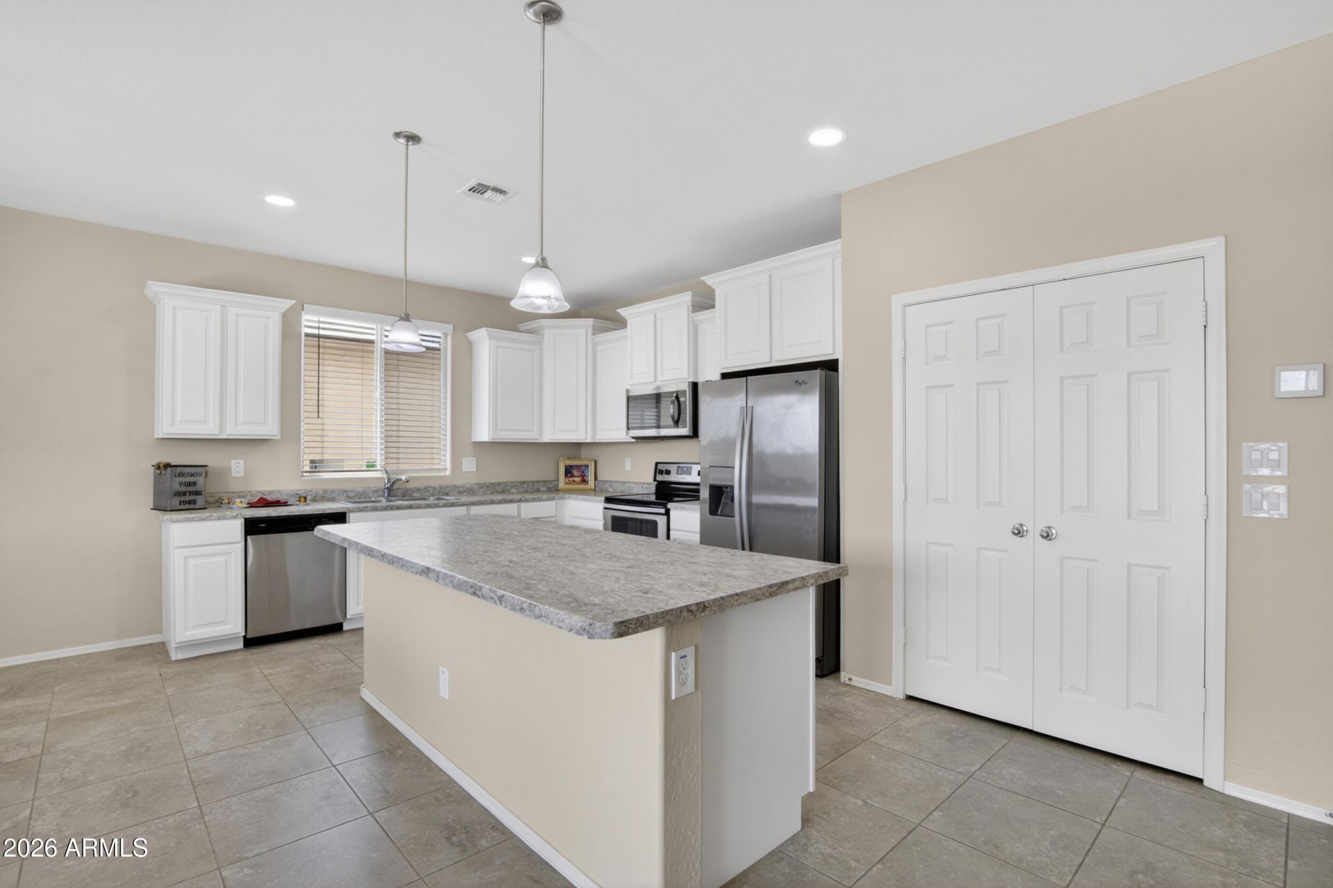 8857 N 101st Drive, Peoria, AZ 85345 Main Photo