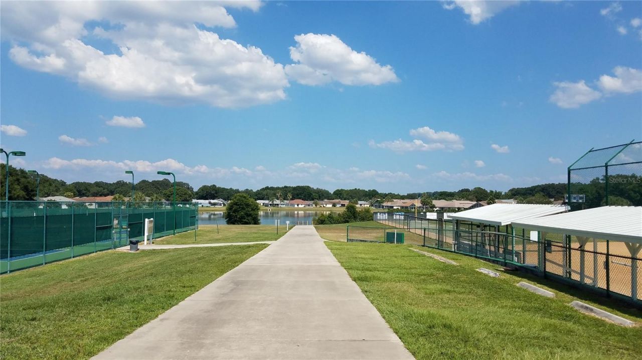 11086 SE 175th Place , Summerfield, FL 34491 Photo