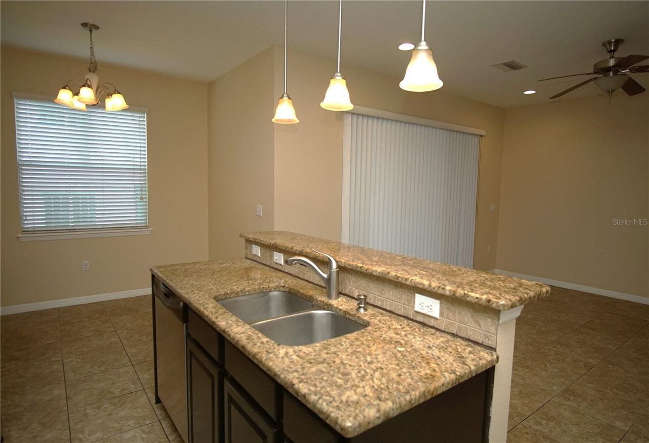 11406 Marbella Terrace Street, Tampa, FL 33637 Photo