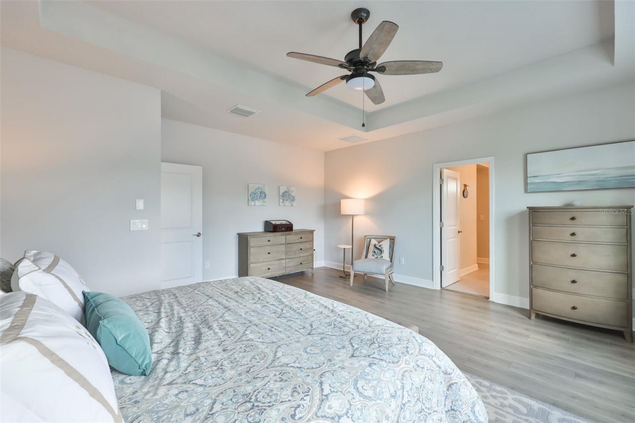 2407 W Gray Street, Tampa, FL 33609 Photo