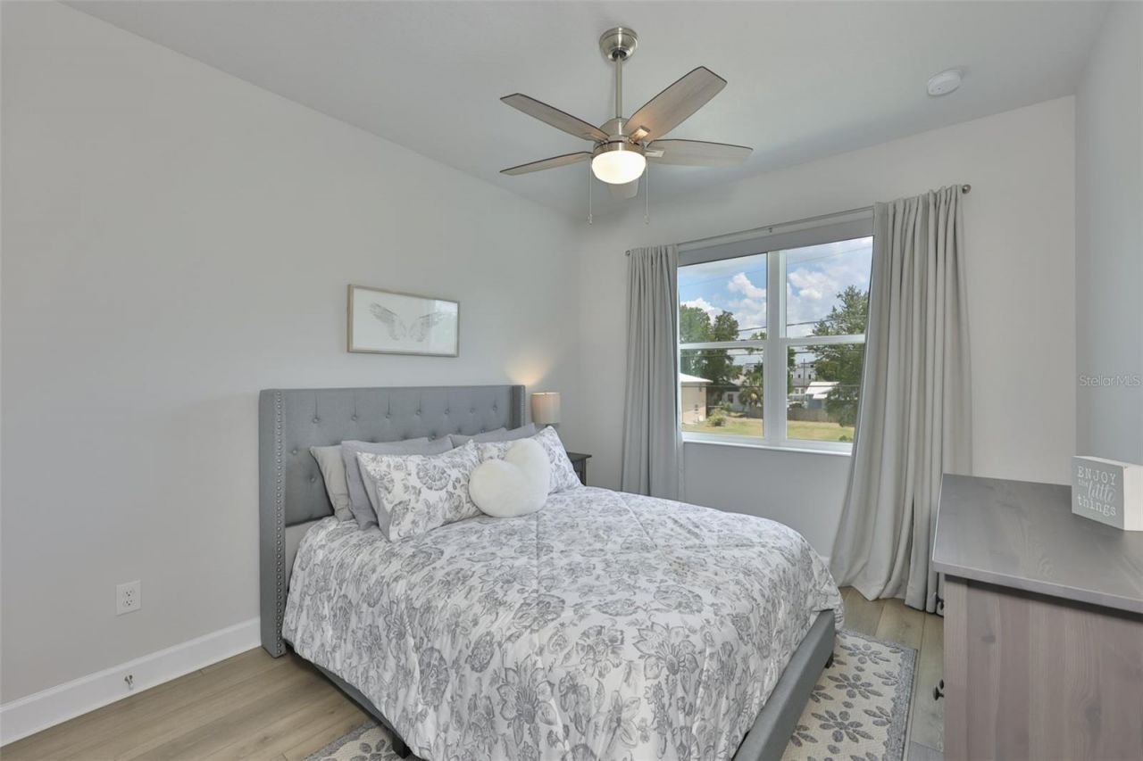 2407 W Gray Street, Tampa, FL 33609 Photo