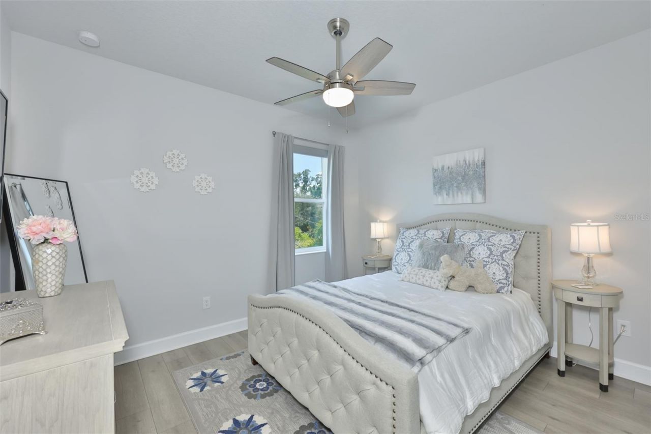 2407 W Gray Street, Tampa, FL 33609 Photo