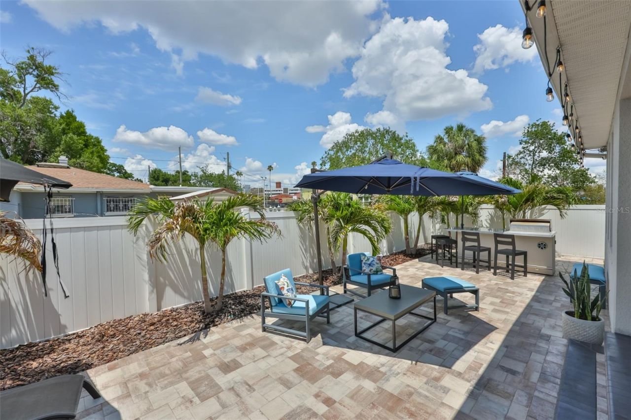 2407 W Gray Street, Tampa, FL 33609 Photo