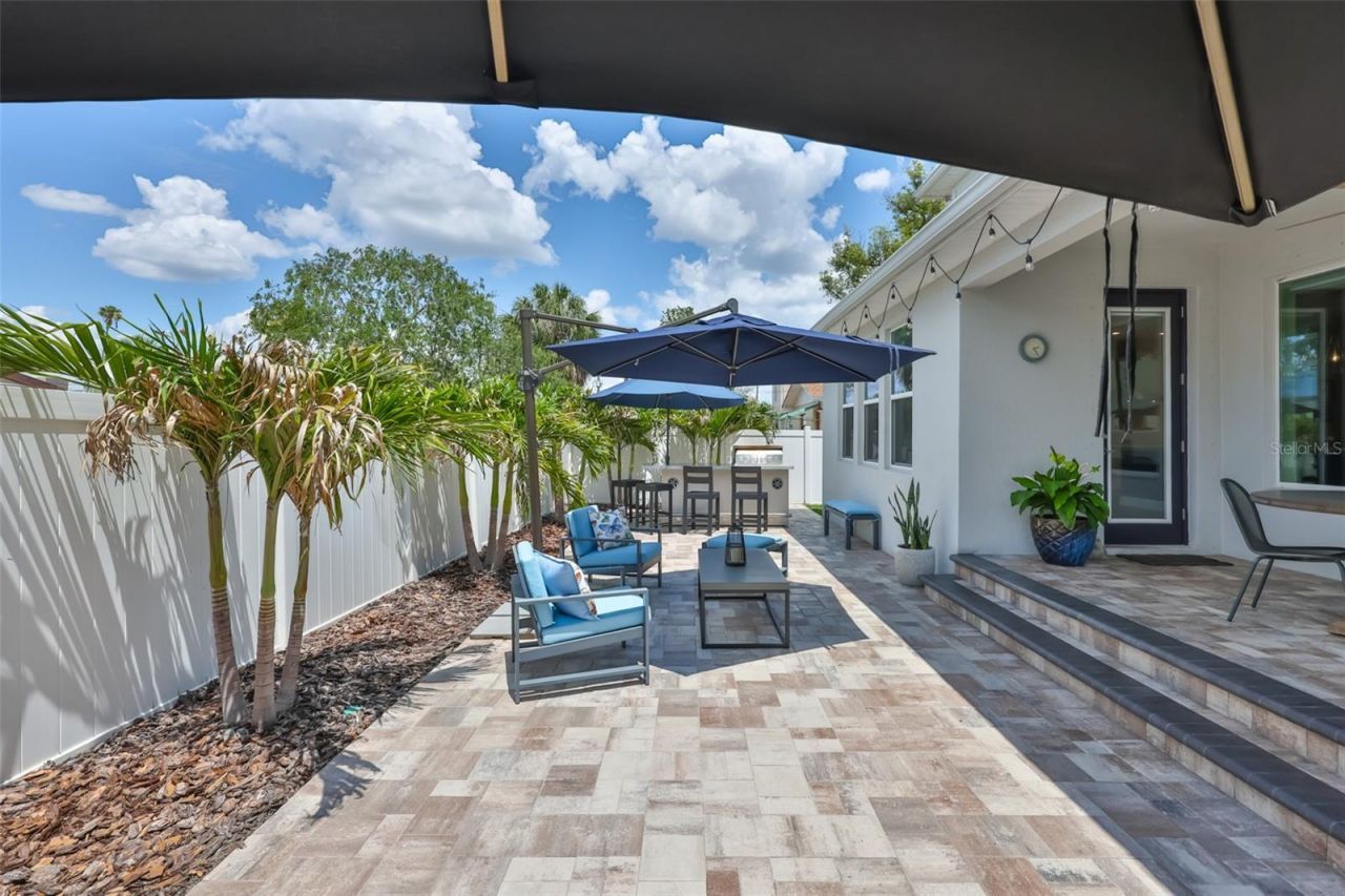2407 W Gray Street, Tampa, FL 33609 Photo