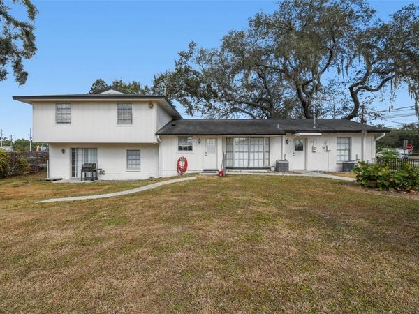 855 E BRANDON BOULEVARD , BRANDON, FL 33511
