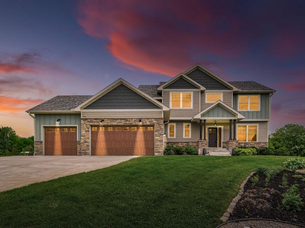 214 Cedar Lake Court, New Prague, MN 56071