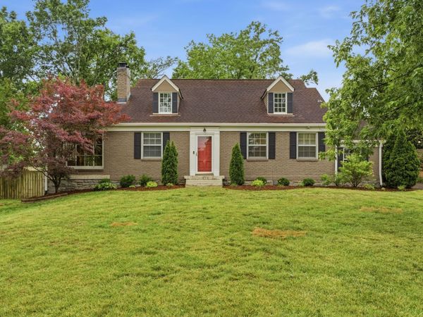 1306 Riverwood Dr, Nashville, TN 37216