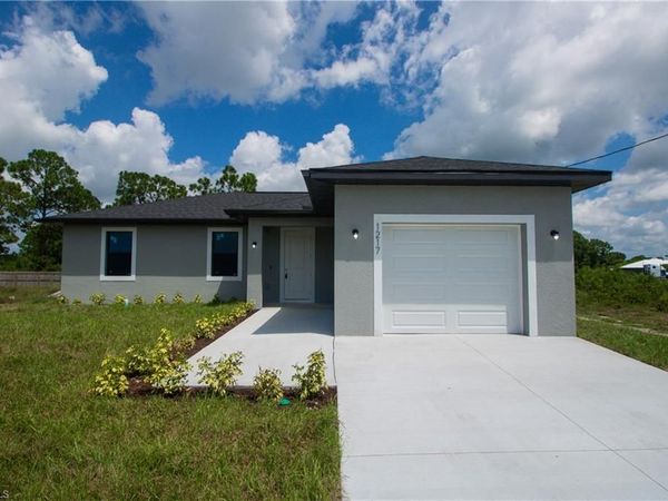 1217 Cellini ST E, LEHIGH ACRES, FL 33974