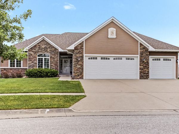 2715 Danbury Road, Ames, IA 50010